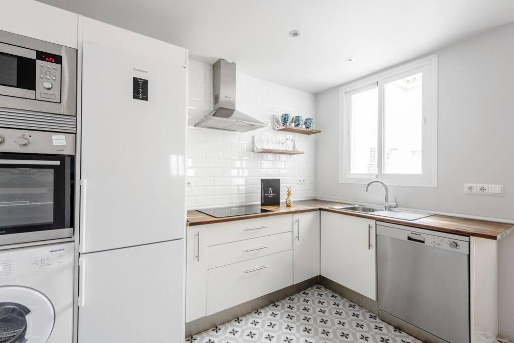 Grand T4 Andalou En Plein Centre De Malaga Ideal Familles Exterior foto
